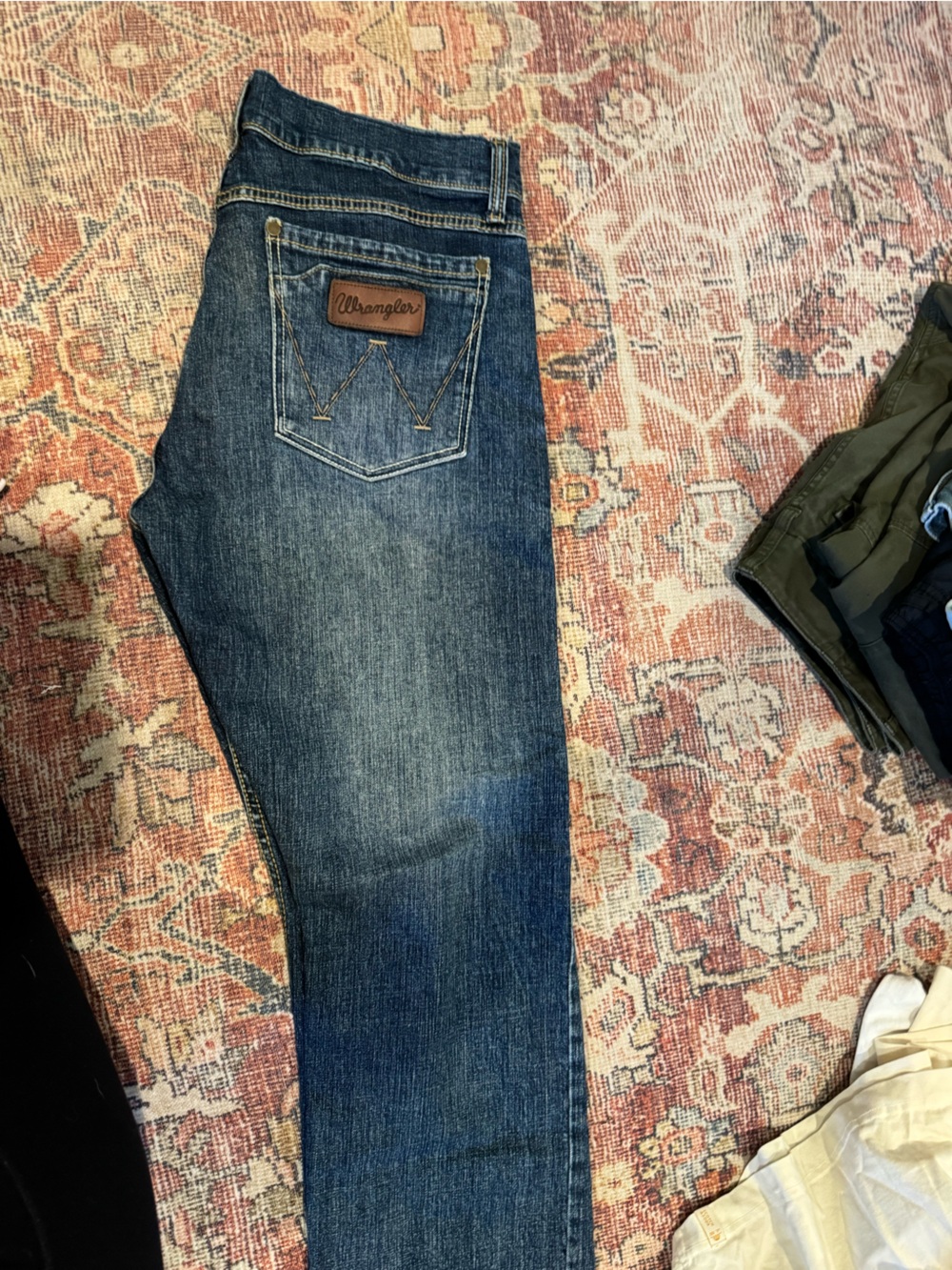 Wrangler Men's Indigo Straight-Leg Jeans
